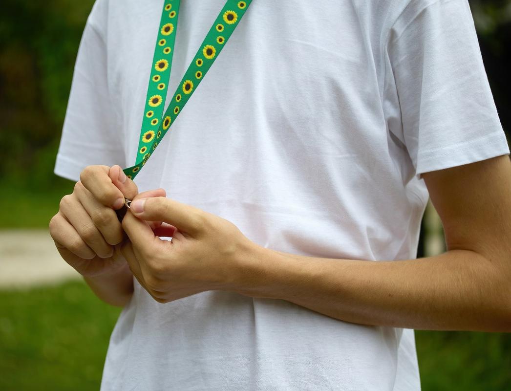 SUNFLOWER LANYARD