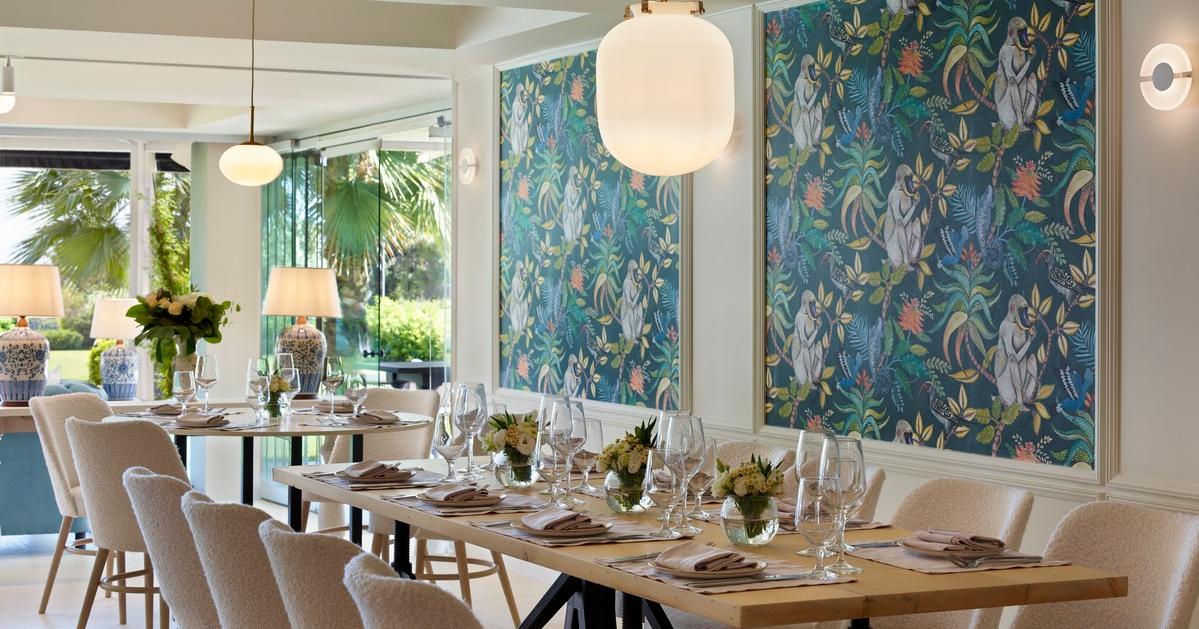Colonial Restaurant: Μαμά και μπαμπά, αν ψάχνετε πού θα γιορτάσετε τον ...