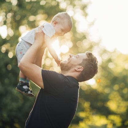 άδεια πατρότητας