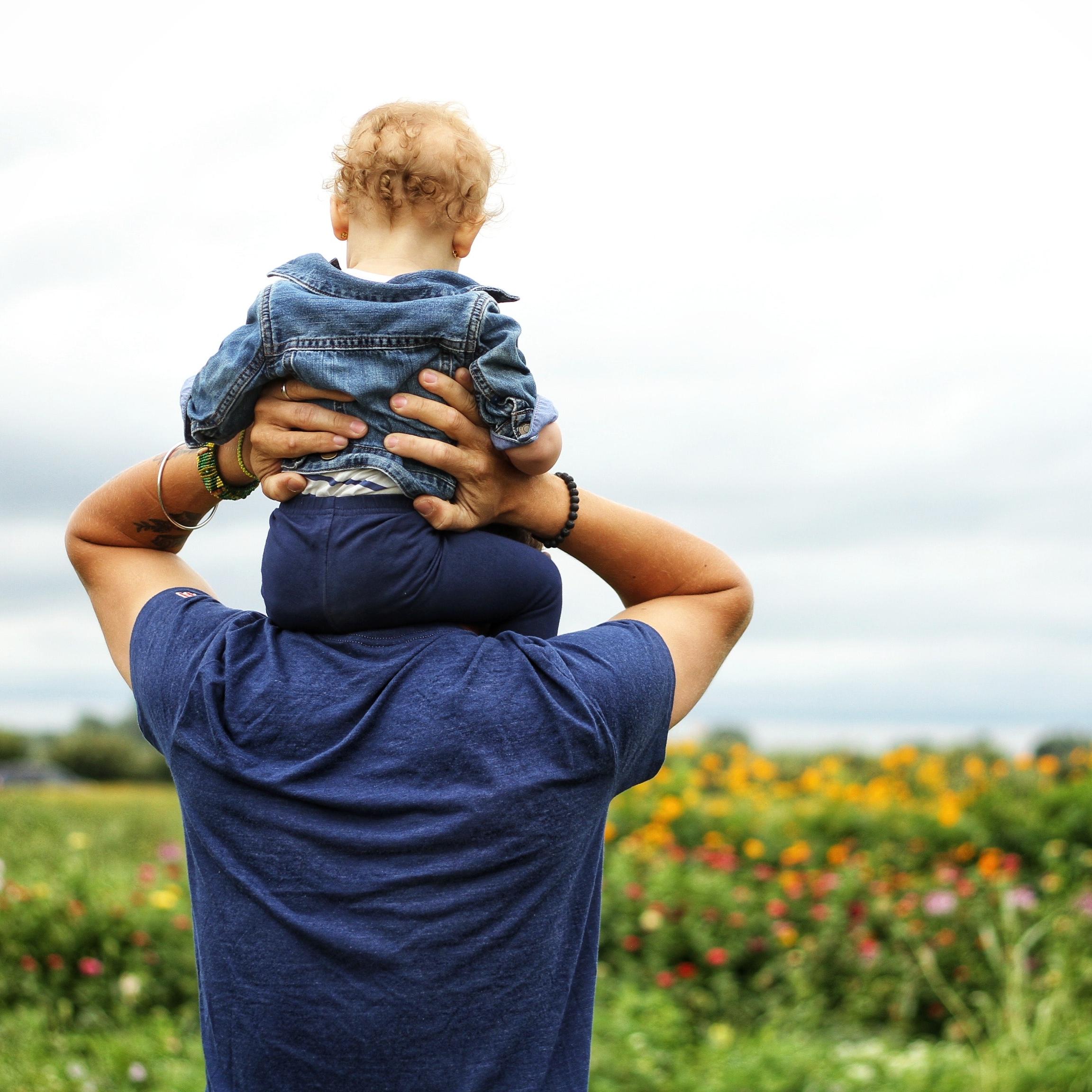 boom νομοσχέδιο γονικές άδειες