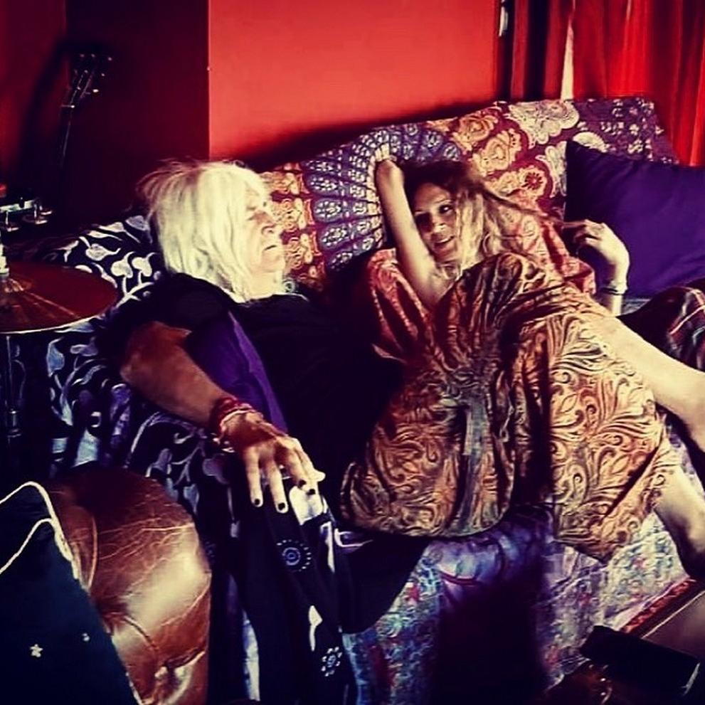 Baby boom news: Ο Νίκος Καρβέλας για 3η φορά πατέρας 