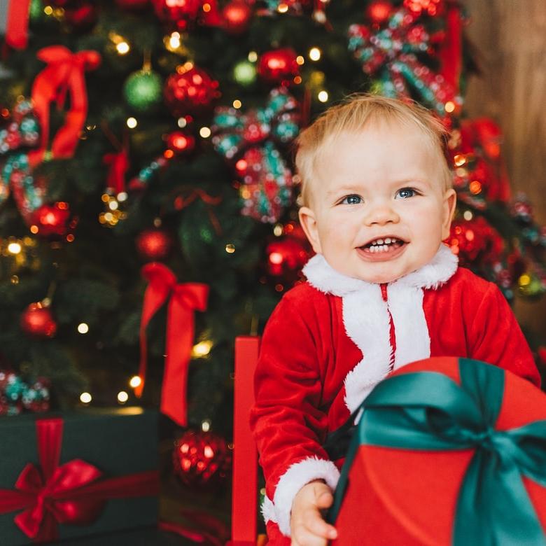 Τα πρώτα Χριστούγεννα του μωρού σου μπορούν –και πρέπει– να είναι μαγικά! 
