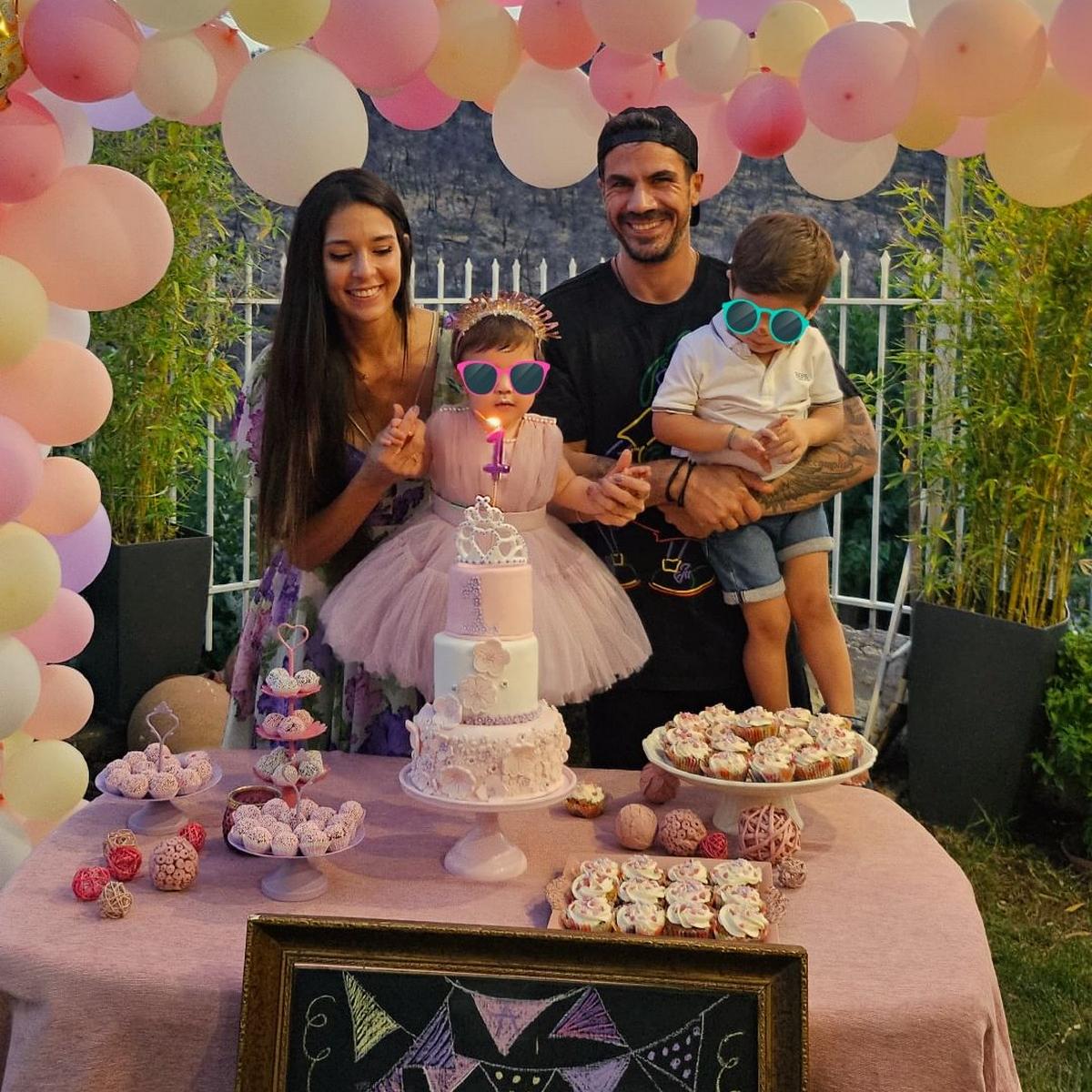 Άκης Πετρετζίκης