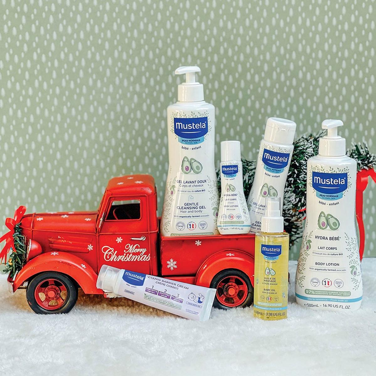 Merry Christmas, baby with MUSTELA®!