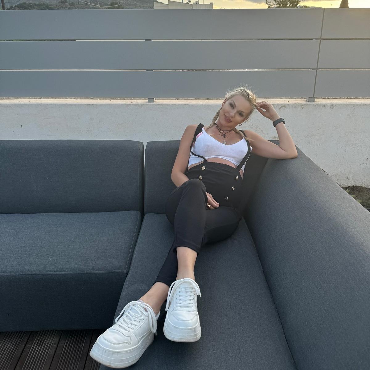 Βίκυ Κάβουρα