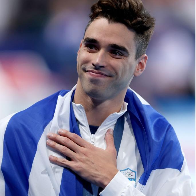 απόστολος χρήστου 