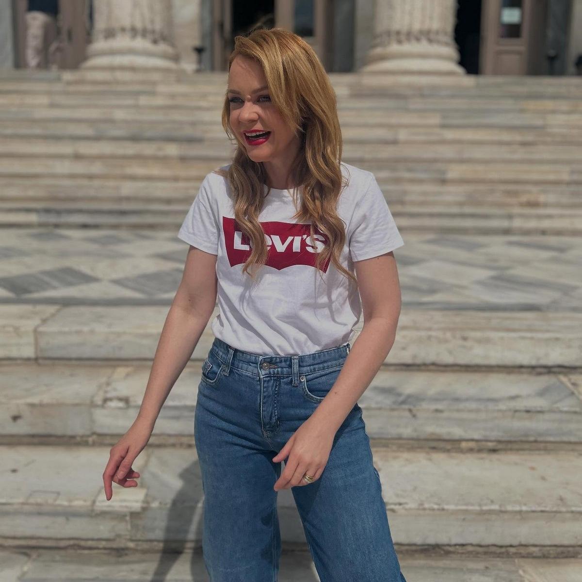 Λένα Παπαληγούρα 