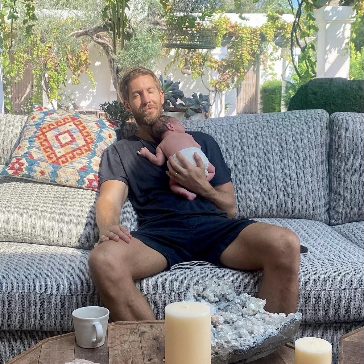 calvin harris πλακούντας 