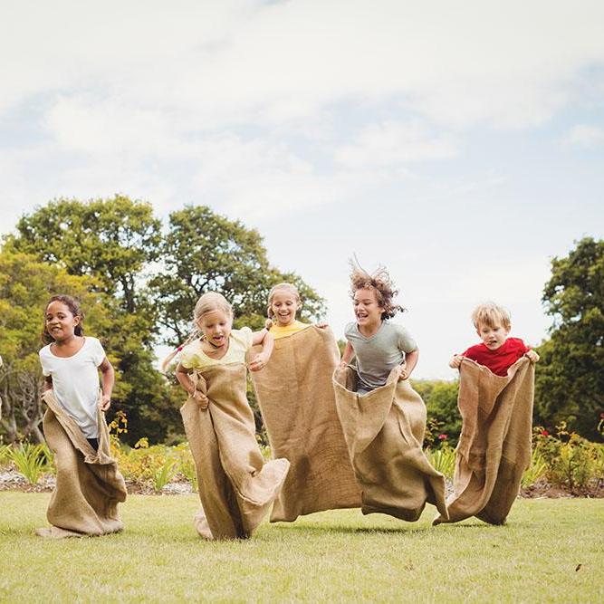 it's all about playing παιδικά πάρτι 