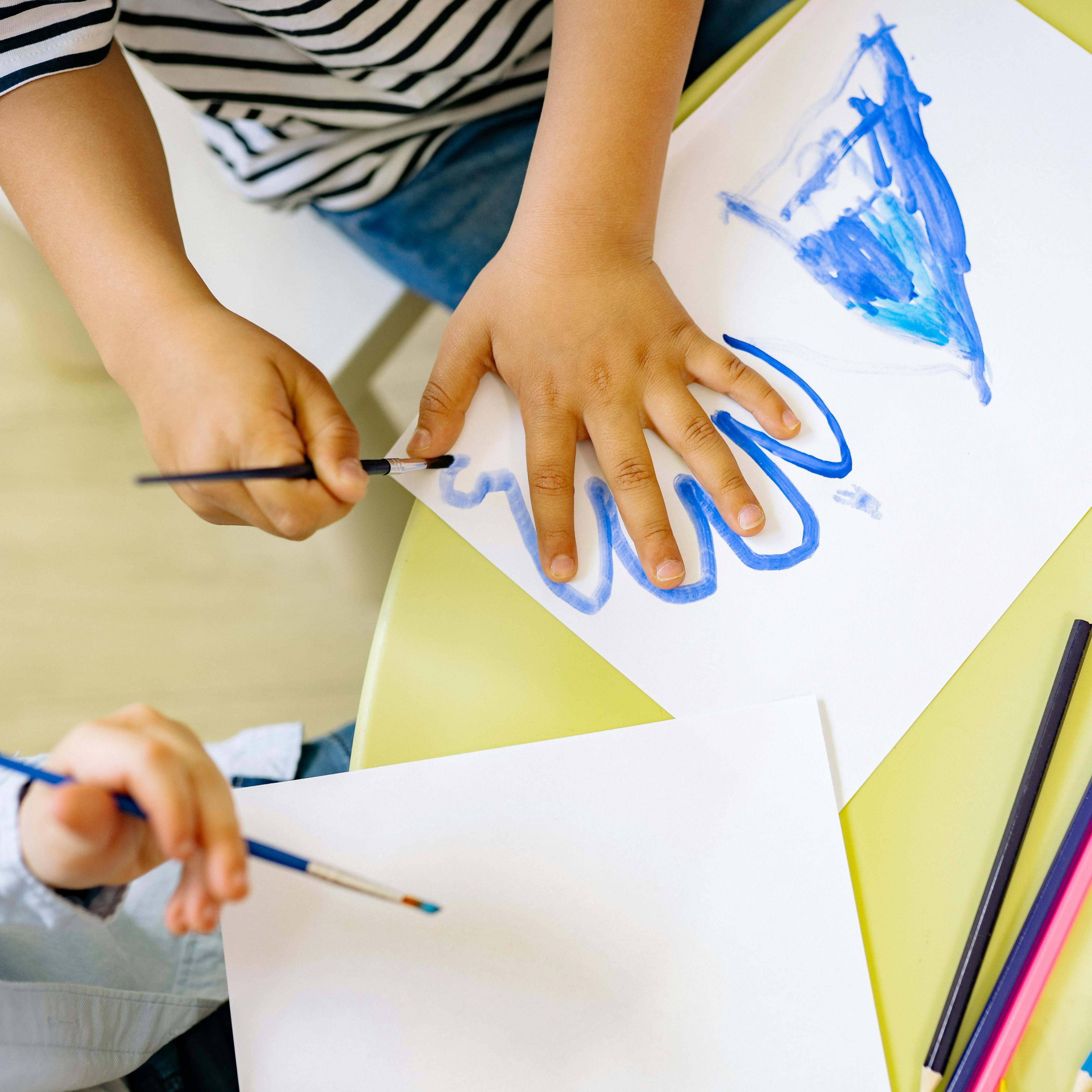 παιδιά αυτοσχέδια παιχνίδια 