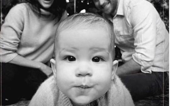 boom χριστουγεννιάτικη κάρτα μεγκαν χάρι