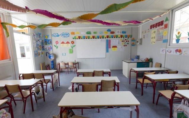 τρία σενάρια σχολική χρονιά 