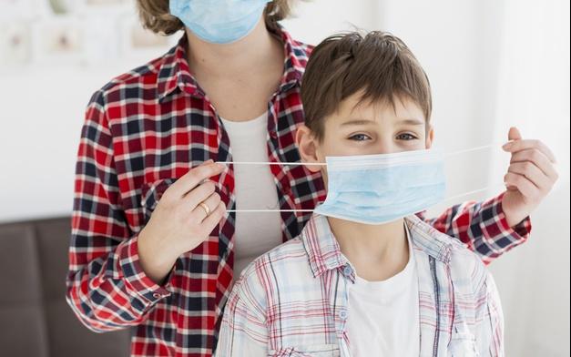 παιδιά μάσκα 