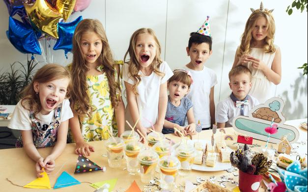 boom δώρα παιδικό πάρτι