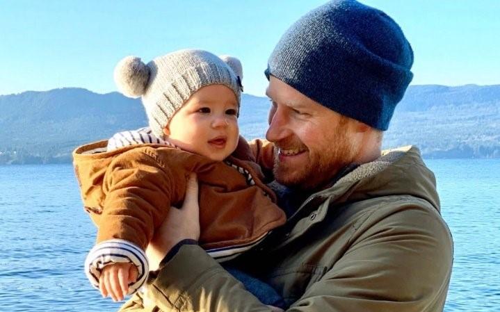 Ο Archie γιόρτασε τα δεύτερα γενέθλιά του