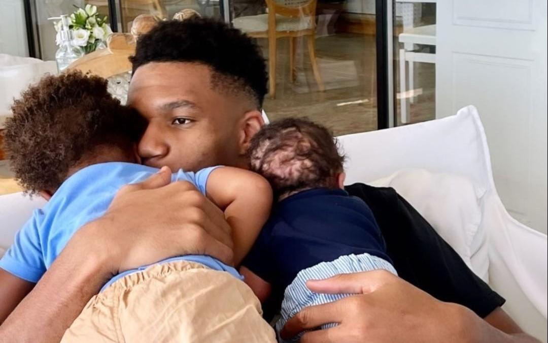 Γιάννης Αντετοκούνμπο