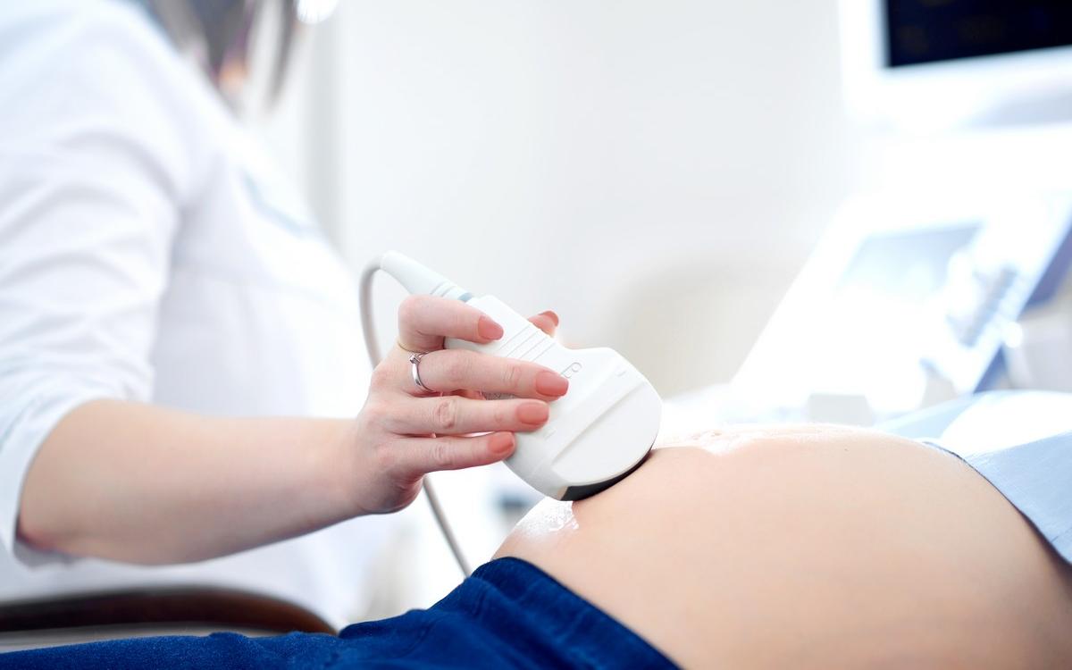 Εξωσωματική γονιμοποίηση