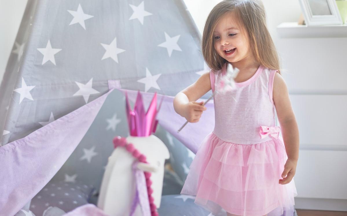 φανταστικοί φίλοι, παιδί, φαντασία, kids fantastic friends, αόρατοι φίλοι