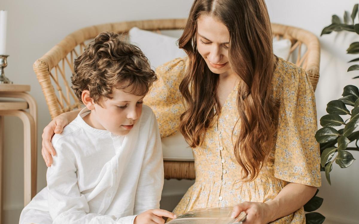 Silent books, pexels.com: Vlada Karpovich