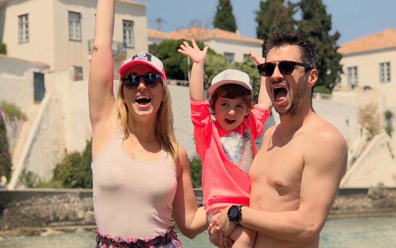 σπέτσες με παιδιά 