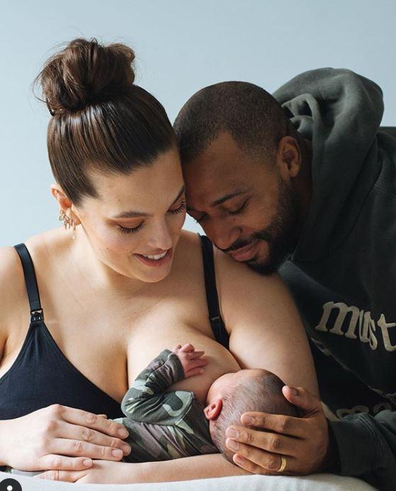 boom ashley graham μαμά