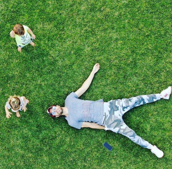 boom enrique inglesias μπαμπάς δεύτερη φορά