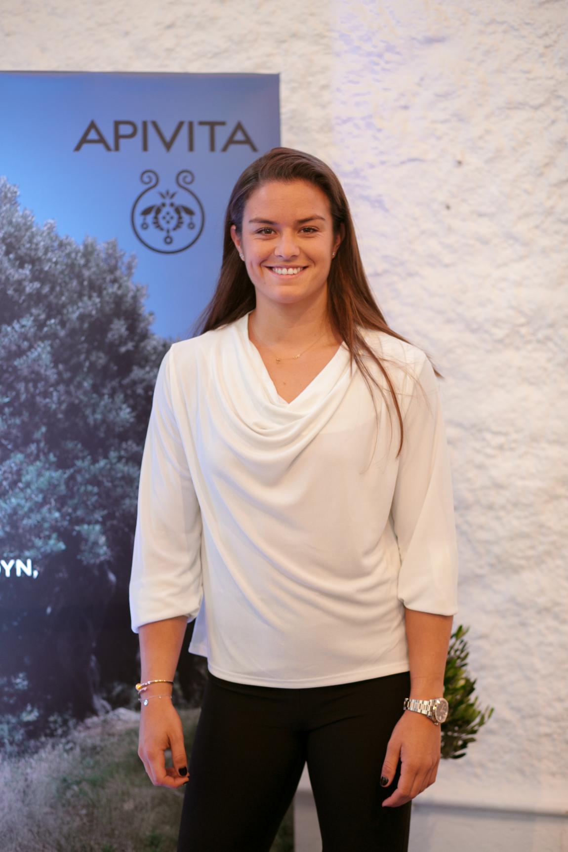 boom μαρία σάκκαρη πρόσωπο apivita