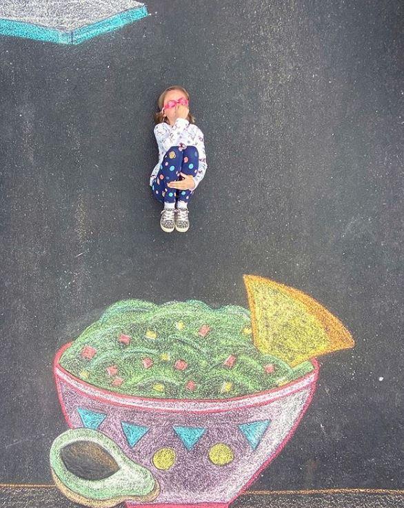 boom μαμά ζωγραφίζει τοπία καραντίνα